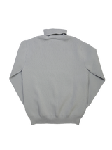 畦編みタートルネックセーター