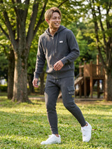 プレートニットジップパーカー