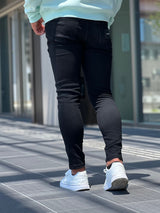 【オンライン限定】Every day ブラックデニムパンツ