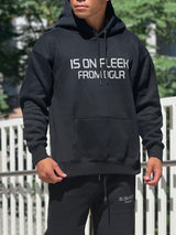 IS ON FLEEKパーカー