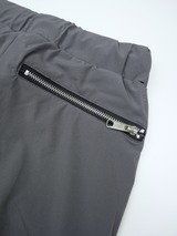 メタルロゴナイロンパンツ