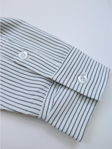 サッカーストライプシャツ