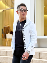 エンボスクルーニット