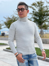 二重ウスタートルニット