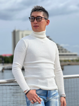 二重ウスタートルニット