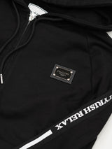 プレートラインパーカー