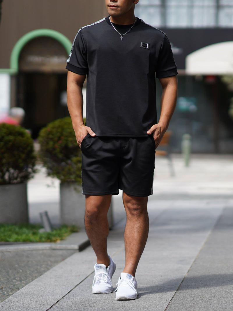 ラインストーンポンチTEE【SALE】
