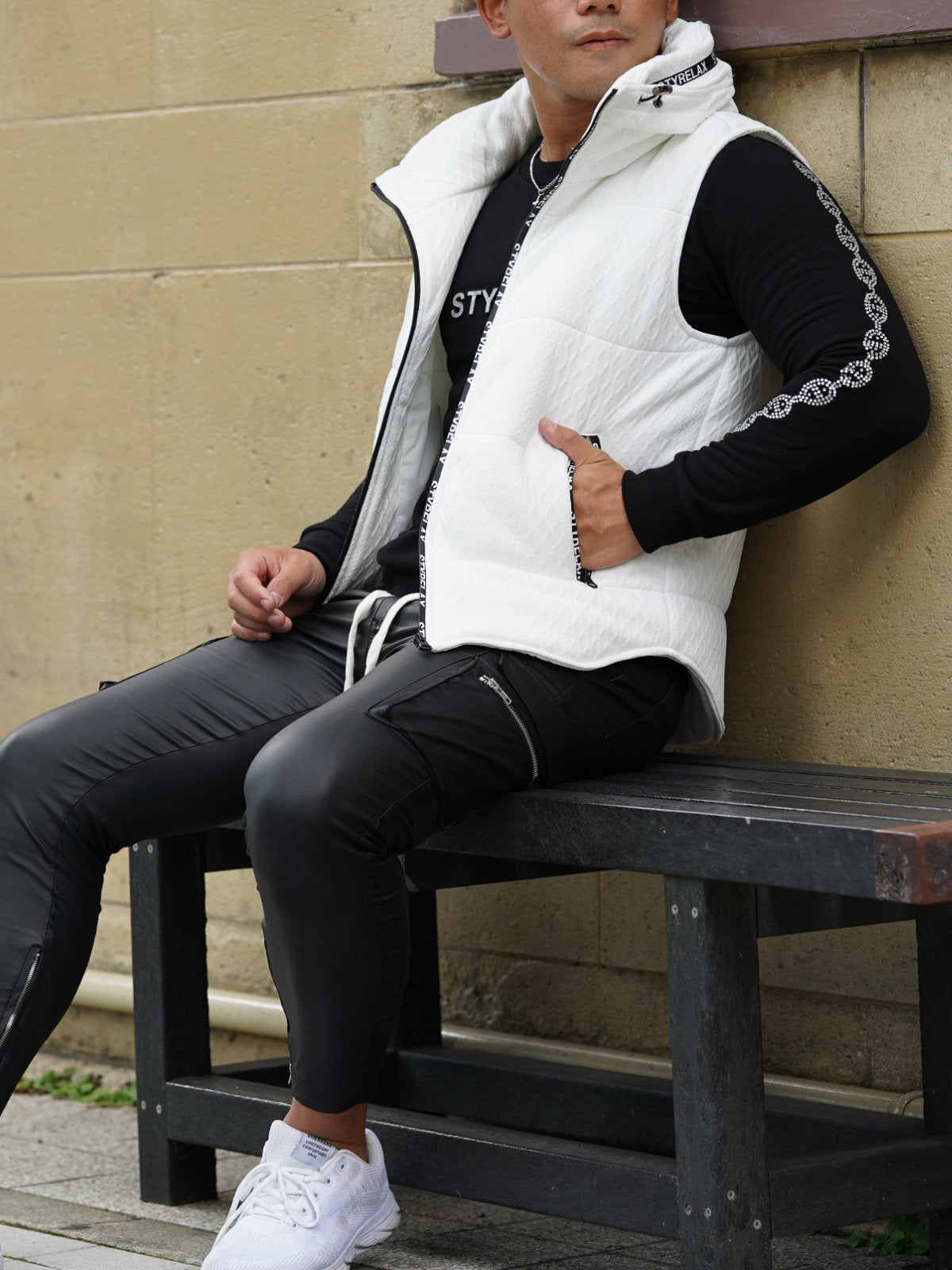 ニット編み中綿ベスト – DayGLORY