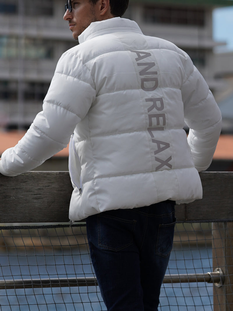 バック切り替えロゴブルゾン