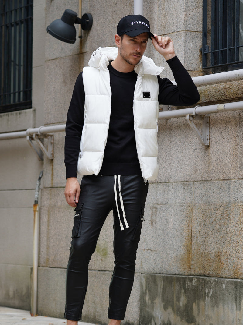 モノグラムエンボスCAP