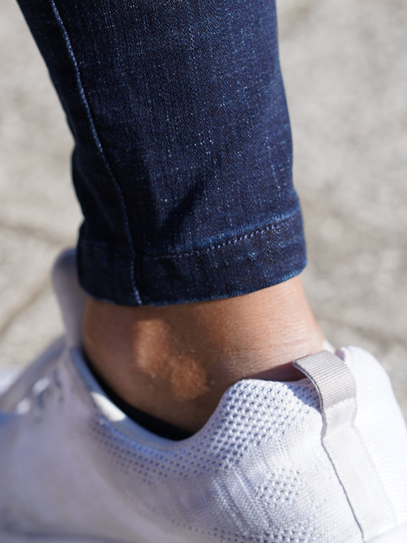 【オンライン限定】ペイントダメージデニム