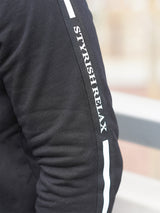 プレートラインパーカー