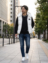 フードエンボスロゴベスト