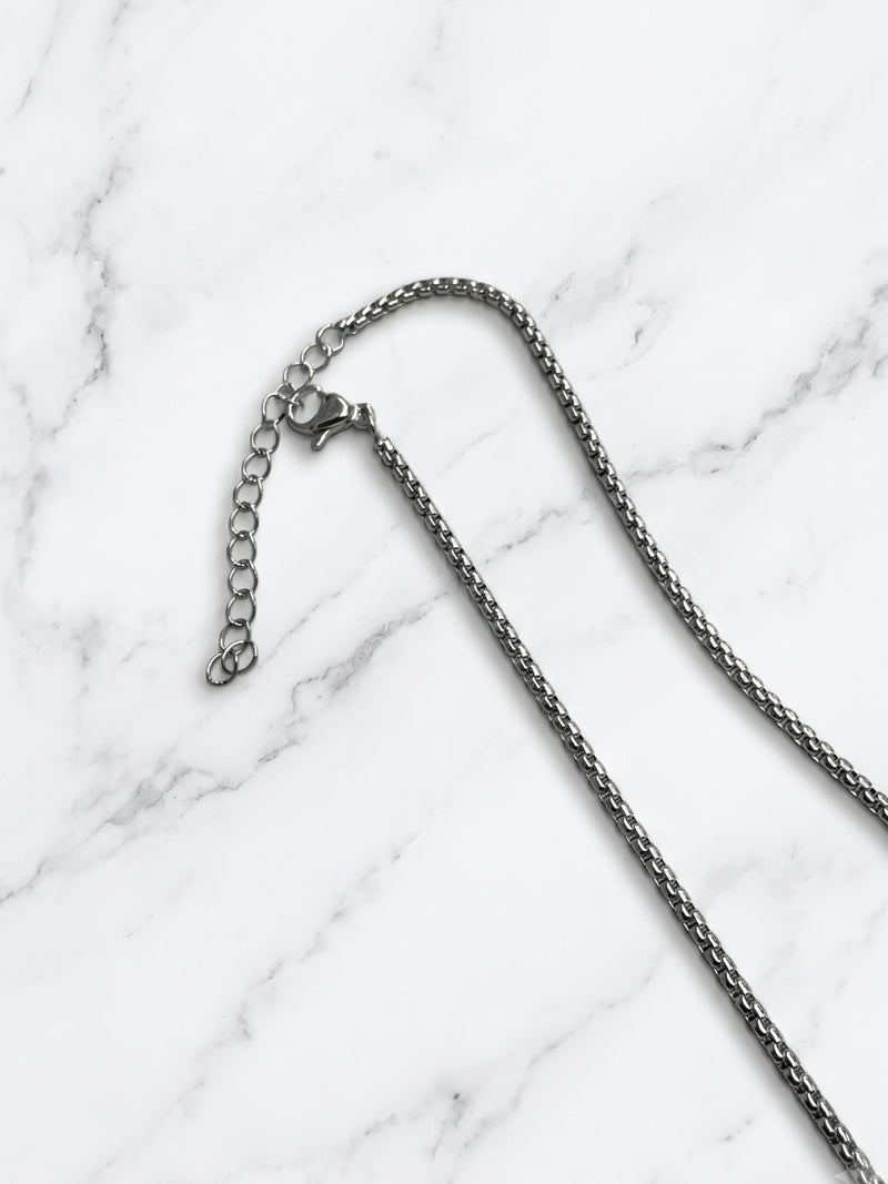 PREMIUM JEWELRY】ストーンクロスネックレス – DayGLORY
