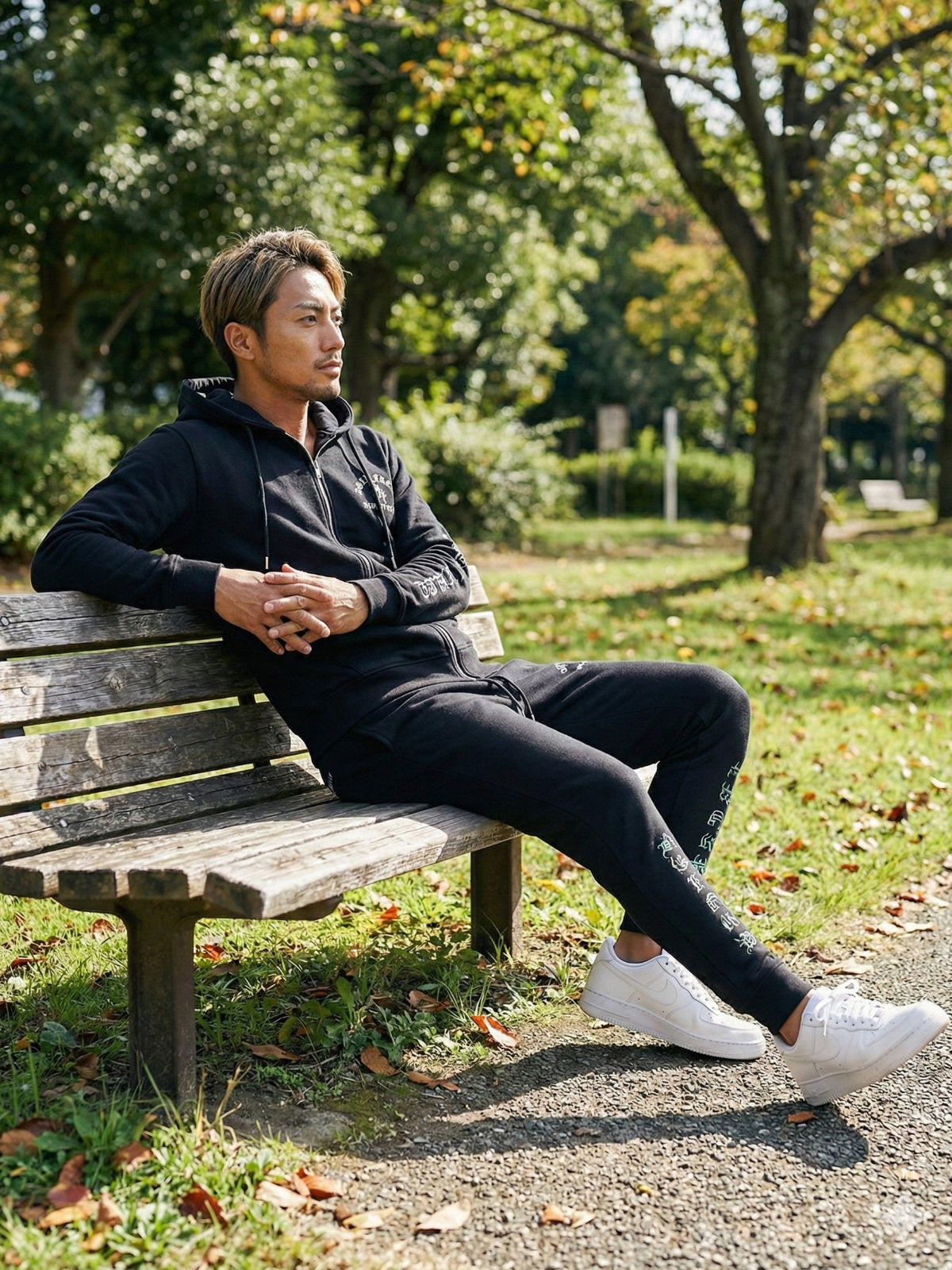 DGLRメタル刺繍パンツ – DayGLORY