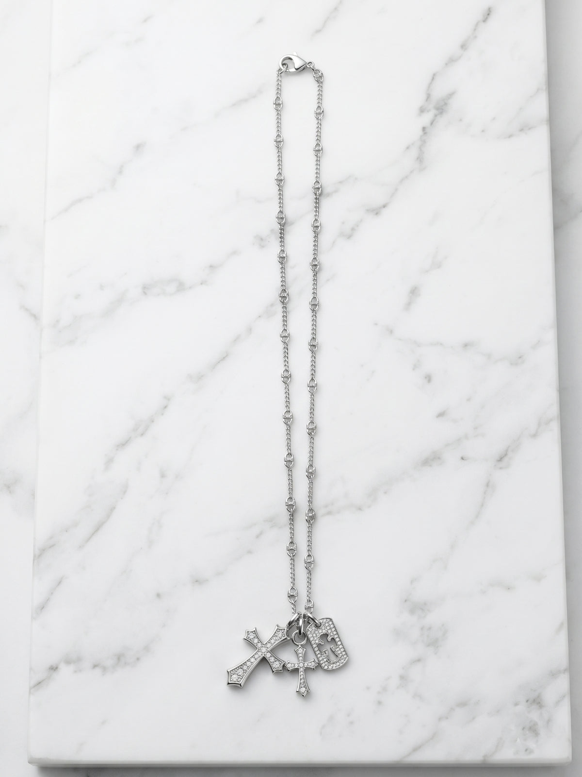 PREMIUM JEWELRY】トリプルクロスネックレス – DayGLORY