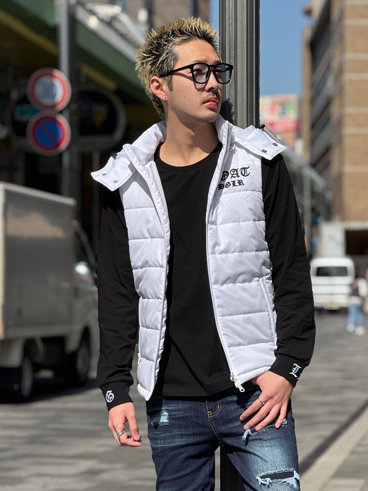 Outer – DayGLORY