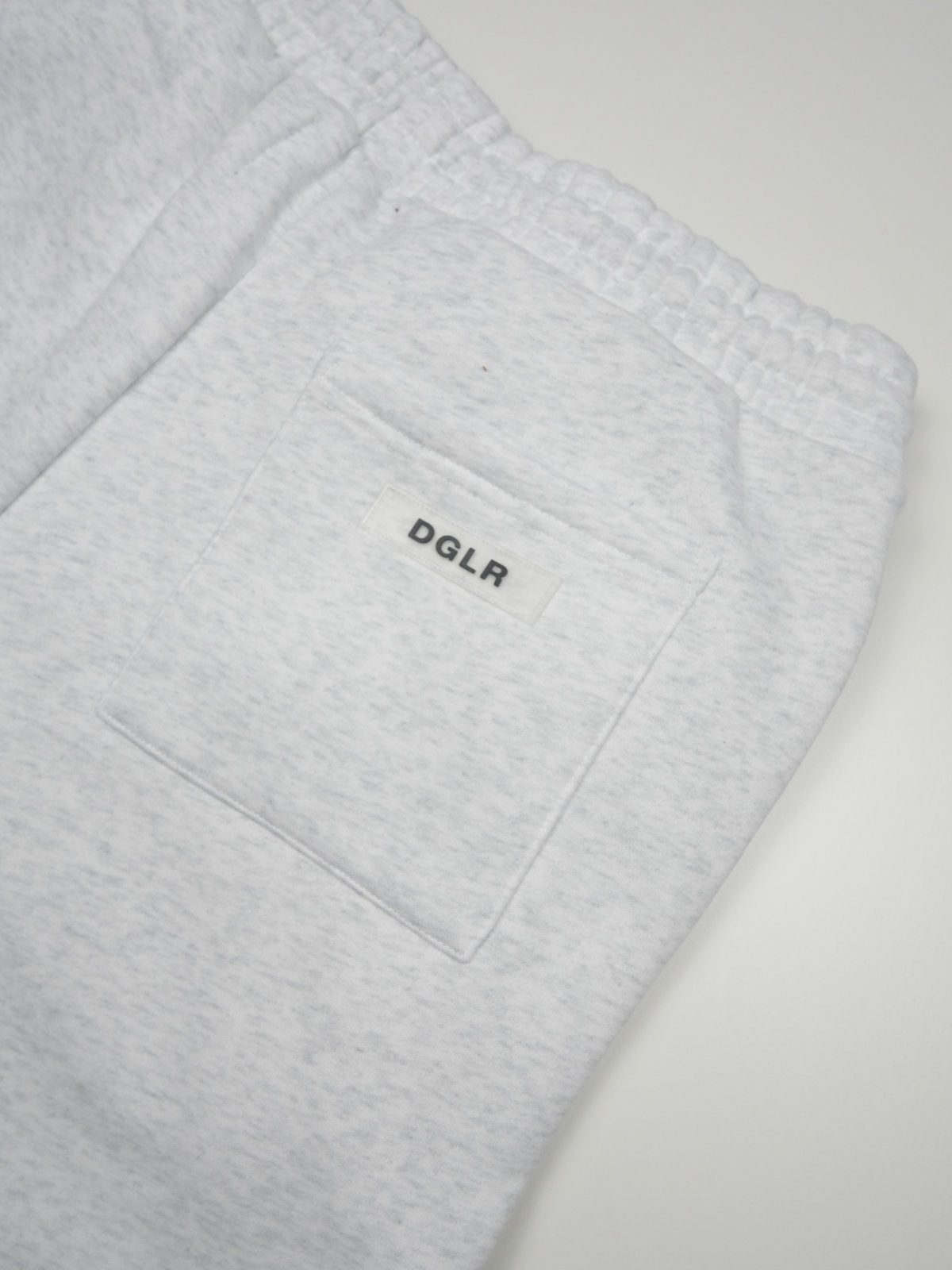 IS ON FLEEKルーズスウェットパンツ – DayGLORY