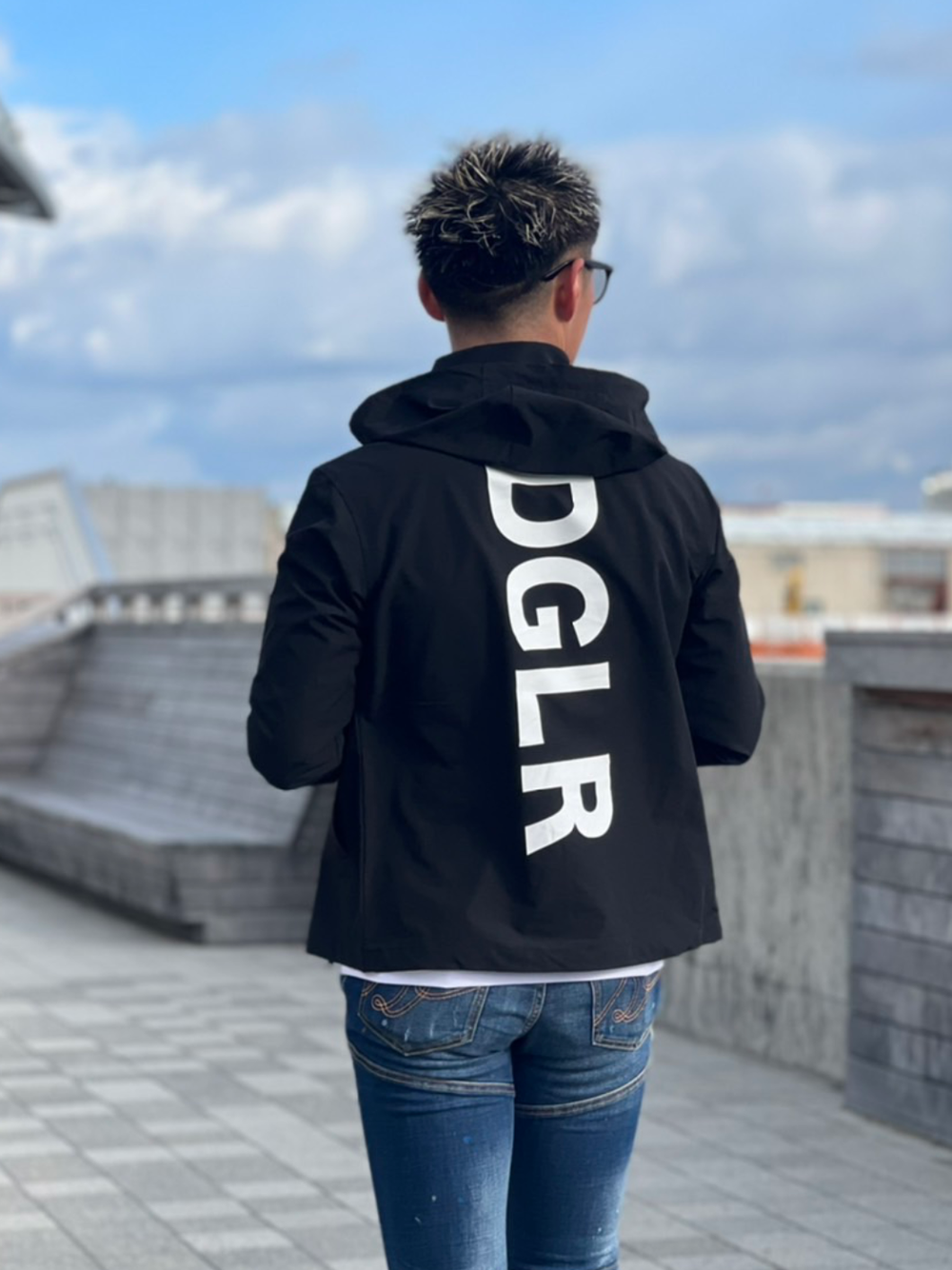 DGLRフードブルゾン – DayGLORY